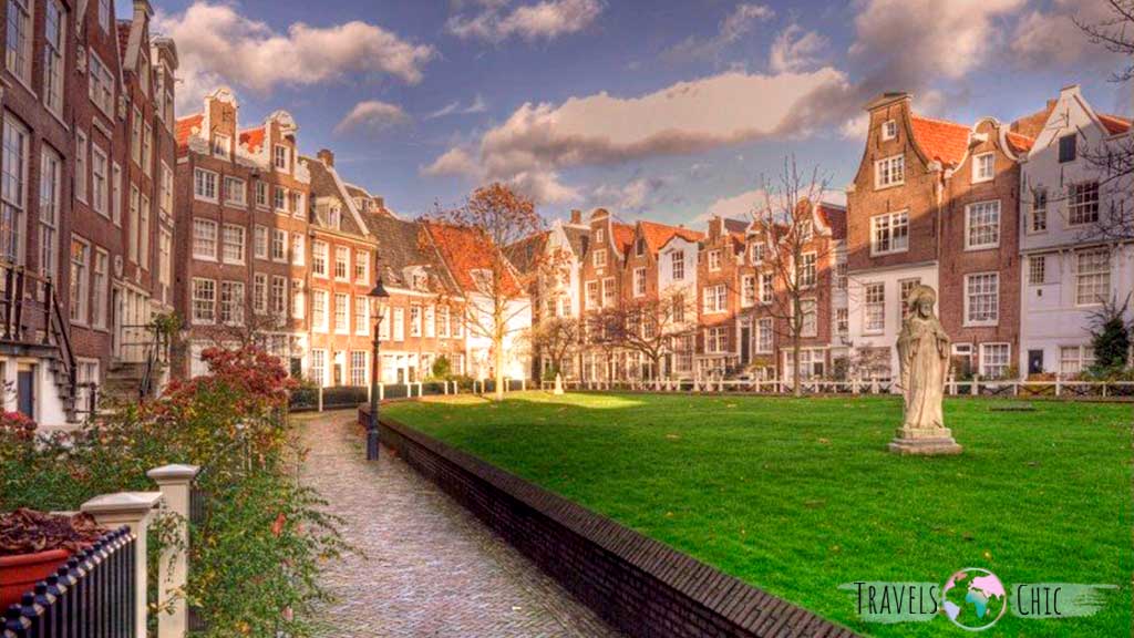 Beginhof uno de los lugares más tranquilos que ver en Amsterdam