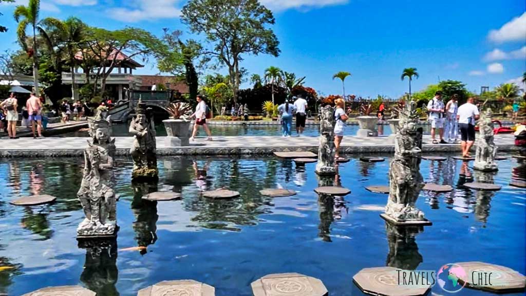 Puente flotante que visitar en Bali
