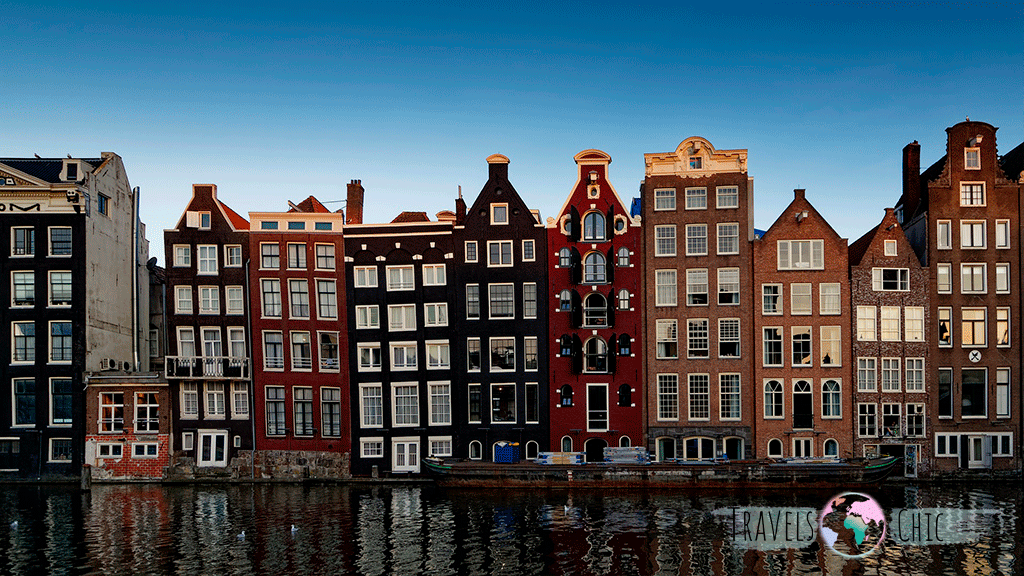 Amsterdam canals, one of the best things to do in Holland