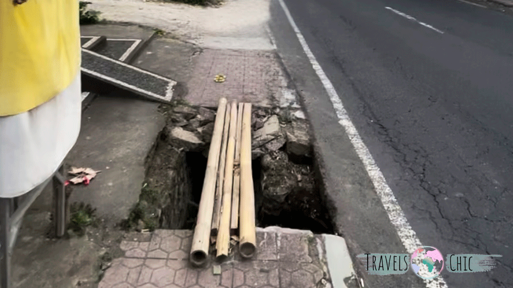 Calles con agujeros en Bali