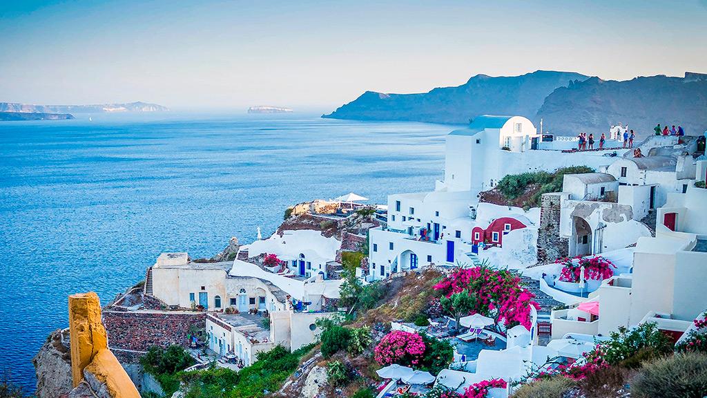 Santorini. Las islas griegas siempre son una buena elecciones para las vacaciones de verano